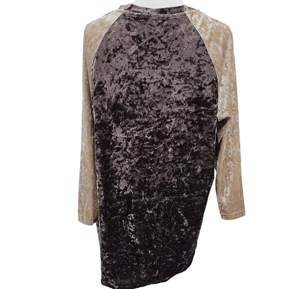 POL Womans size S Crushed Velvet High Low Hem 3/4 Length Sleeve Top Blouse Brown - Picture 3 of 7